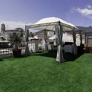 Boutique 2*, Marbella España